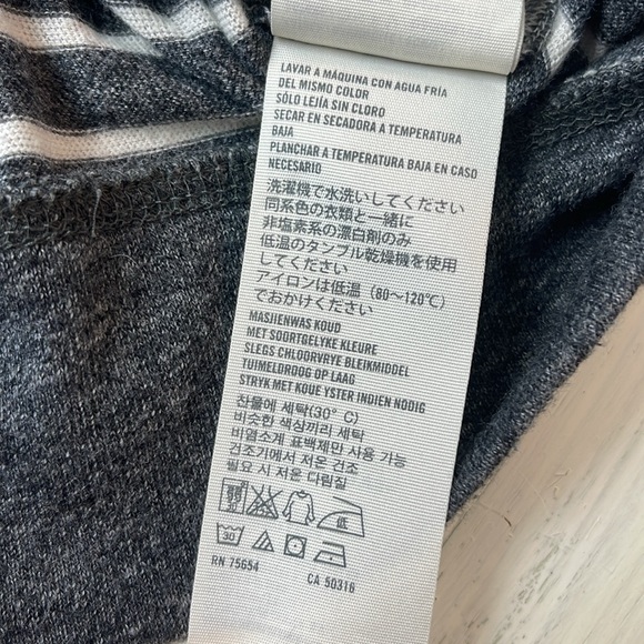 💚5 for $25 Abercrombie &Fitch Raglan Striped Gray Long Sleeve Women’s Size Large - Picture 12 of 12